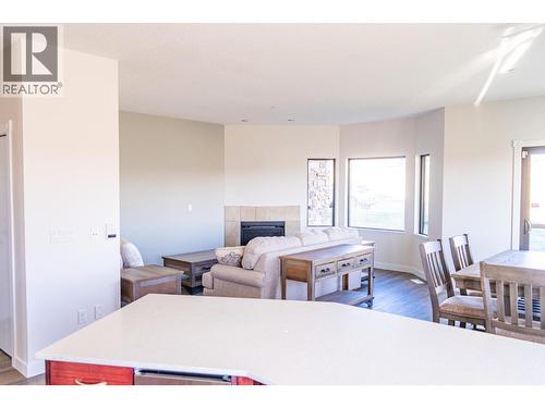 2032 86 Avenue Unit# 1201, Dawson Creek, BC - Indoor Photo Showing Other Room