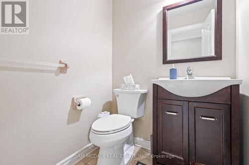 2492 Erin Centre Boulevard, Mississauga, ON - Indoor Photo Showing Bathroom