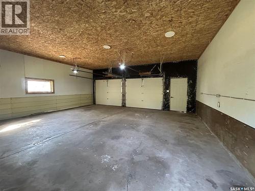 232 2Nd Street, Frobisher, SK - Indoor Photo Showing Garage