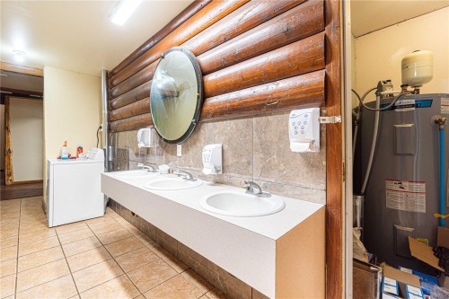 1747 Nahmint Rd, Qualicum Beach, BC 