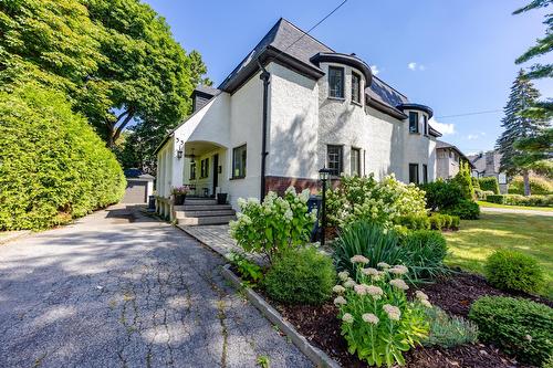 Frontage - 33 Rue Thurlow, Hampstead, QC - Outdoor