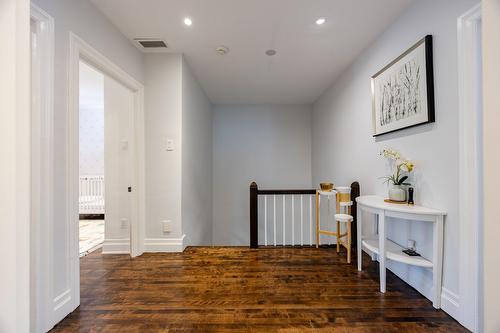 Other - 33 Rue Thurlow, Hampstead, QC - Indoor Photo Showing Other Room