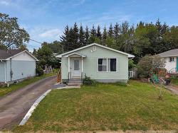 202 Noel ST  Moncton, NB E1C 4G4