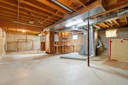 Sous-sol - 211 Ch. Stephens, Otter Lake, QC - Indoor Photo Showing Basement