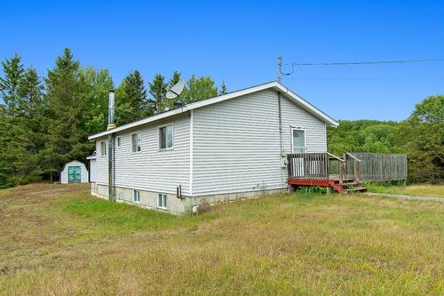 Face arrière - 211 Ch. Stephens, Otter Lake, QC - Outdoor With Exterior