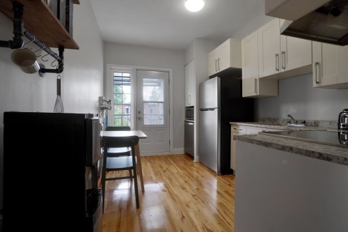 Cuisine - 1172  - 1178 Rue Moffat, Montréal (Verdun/Île-Des-Soeurs), QC - Indoor Photo Showing Kitchen