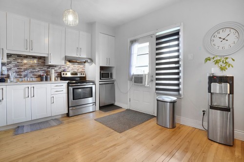 Cuisine - 1172  - 1178 Rue Moffat, Montréal (Verdun/Île-Des-Soeurs), QC - Indoor Photo Showing Kitchen With Upgraded Kitchen