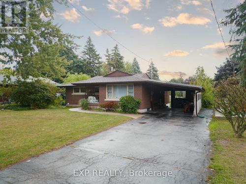 189 GATEWOOD ROAD  Kitchener, ON N2M 4E3