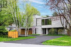 1336 HILLHURST ROAD  Oakville, ON L6J 1X5