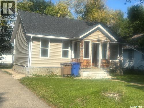 220 Stovel Avenue E, Melfort, SK - Outdoor