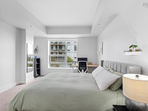 205 31 Kings Wharf Place, Dartmouth, NS 