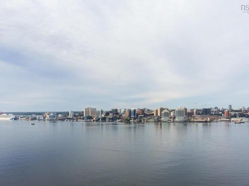 205 31 Kings Wharf Place, Dartmouth, NS 