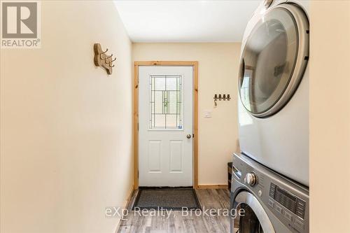 19 Murray Avenue, Northern Bruce Peninsula, ON - Indoor Photo Showing Laundry Room