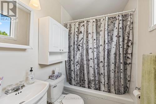 759 Somerset Crescent, Kingston (North Of Taylor-Kidd Blvd), ON - Indoor Photo Showing Bathroom
