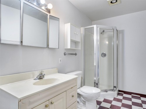 B-3273 Tennyson Ave, Victoria, BC 