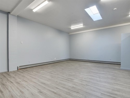 B-3273 Tennyson Ave, Victoria, BC 