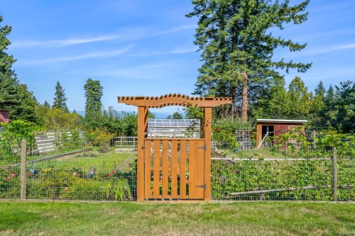 1927 Wilson Rd, Courtenay, BC 