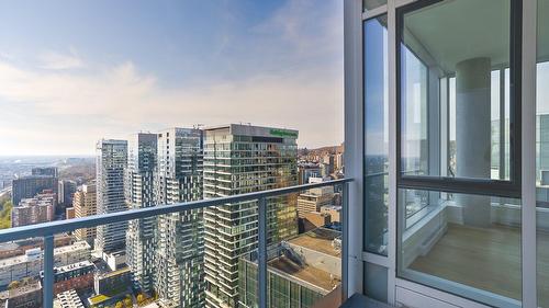 View - 3709-1020 Rue De La Montagne, Montréal (Ville-Marie), QC - Outdoor With View With Exterior