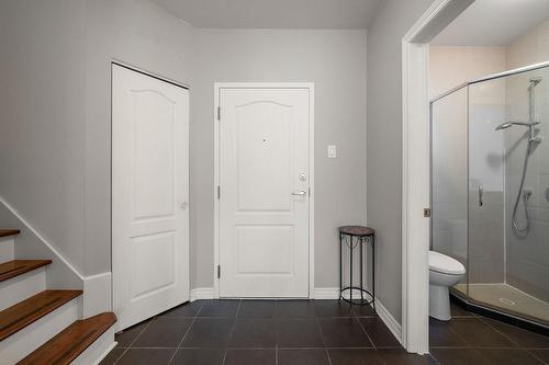 Hall d'entrée/Vestibule - 404-335 Boul. Marcel-Laurin, Montréal (Saint-Laurent), QC - Indoor Photo Showing Other Room