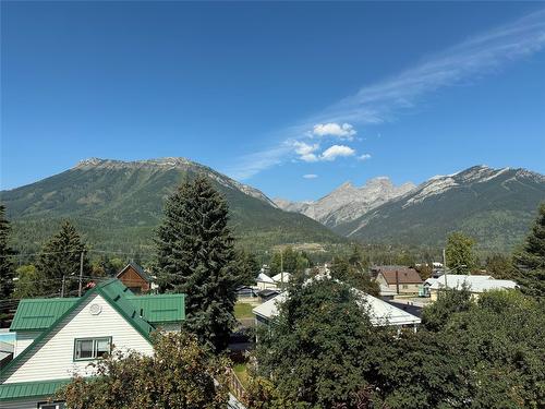 402-1042 1St Avenue, Fernie, BC - Outdoor With View