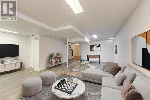 5192 Castlefield Drive, Mississauga, ON - Indoor Photo Showing Other Room