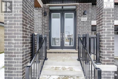 884 Plum Place, Milton, ON - Outdoor