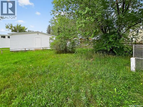 311 3Rd Street, Chaplin, SK - Outdoor