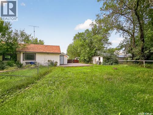 311 3Rd Street, Chaplin, SK - Outdoor