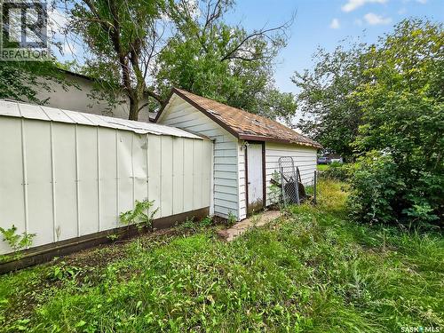 311 3Rd Street, Chaplin, SK - Outdoor
