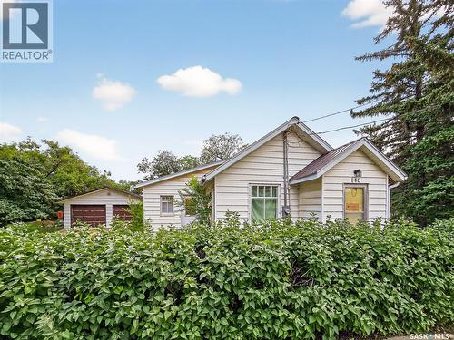 140 1St Avenue, Chaplin, SK - Outdoor