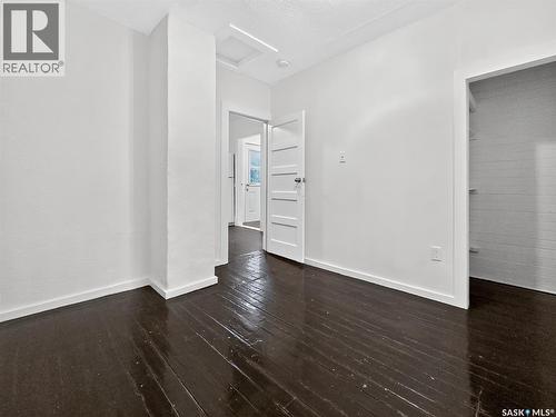 140 1St Avenue, Chaplin, SK - Indoor Photo Showing Other Room