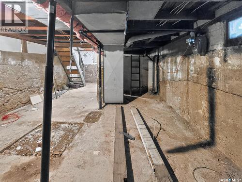 140 1St Avenue, Chaplin, SK - Indoor Photo Showing Basement