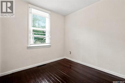 140 1St Avenue, Chaplin, SK 