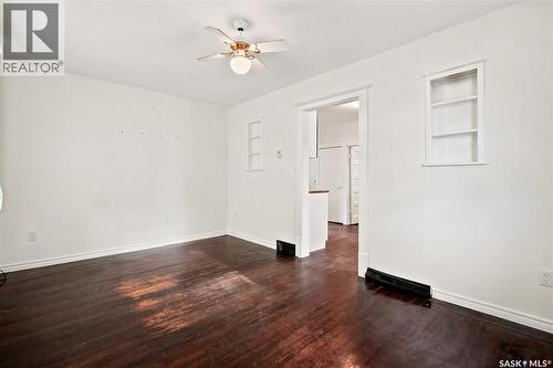 140 1St Avenue, Chaplin, SK 