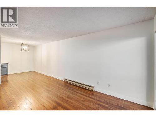 555 Rowcliffe Avenue Unit# 307, Kelowna, BC - Indoor Photo Showing Other Room