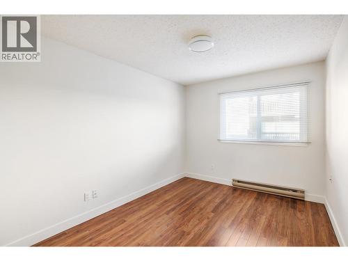 555 Rowcliffe Avenue Unit# 307, Kelowna, BC - Indoor Photo Showing Other Room