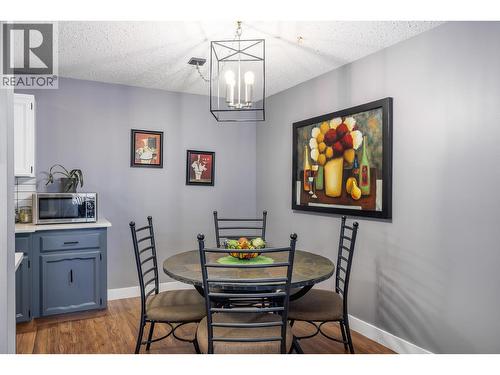 Furniture now removed - 555 Rowcliffe Avenue Unit# 307, Kelowna, BC - Indoor Photo Showing Dining Room