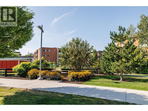 555 Rowcliffe Avenue Unit# 307, Kelowna, BC - Outdoor