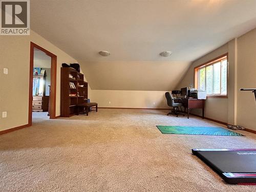 948 Redstone Drive, Rossland, BC - Indoor Photo Showing Other Room
