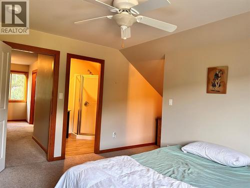 948 Redstone Drive, Rossland, BC - Indoor Photo Showing Bedroom