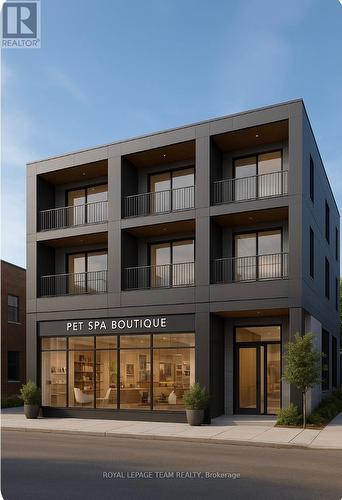 658 Kirkwood Avenue, Ottawa, ON 