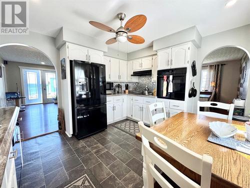 40 Main Street, Twillingate, NL - Indoor Photo Showing Kitchen