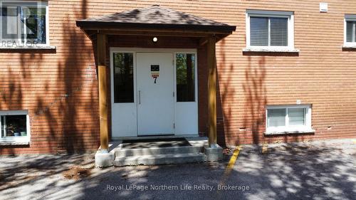 25 - 40 Judge Avenue, North Bay (Ferris), ON - Outdoor