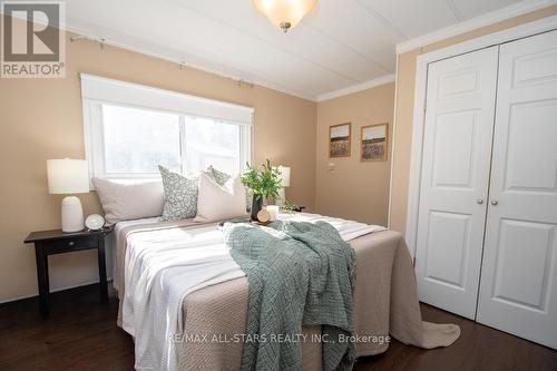 Bedroom - 7 Marlene Drive, Kawartha Lakes (Manvers), ON - Indoor Photo Showing Bedroom