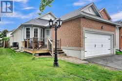 22 HALKIRK AVENUE  Ottawa, ON K2V 1B5