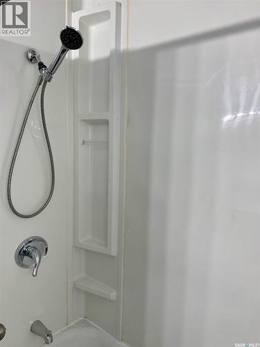 1569 Rae Street, Regina, SK - Indoor Photo Showing Bathroom