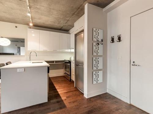 Cuisine - 706-1010 Rue William, Montréal (Le Sud-Ouest), QC - Indoor Photo Showing Kitchen With Upgraded Kitchen