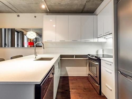 Cuisine - 706-1010 Rue William, Montréal (Le Sud-Ouest), QC - Indoor Photo Showing Kitchen With Upgraded Kitchen