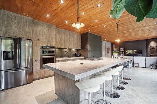 Cuisine - 2 Route 329, Gore, QC - Indoor Photo Showing Kitchen With Upgraded Kitchen