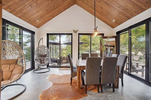 Salle à manger - 2 Route 329, Gore, QC - Indoor Photo Showing Dining Room